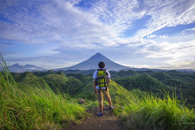 Tips to enjoy your holiday while staying lean and fit