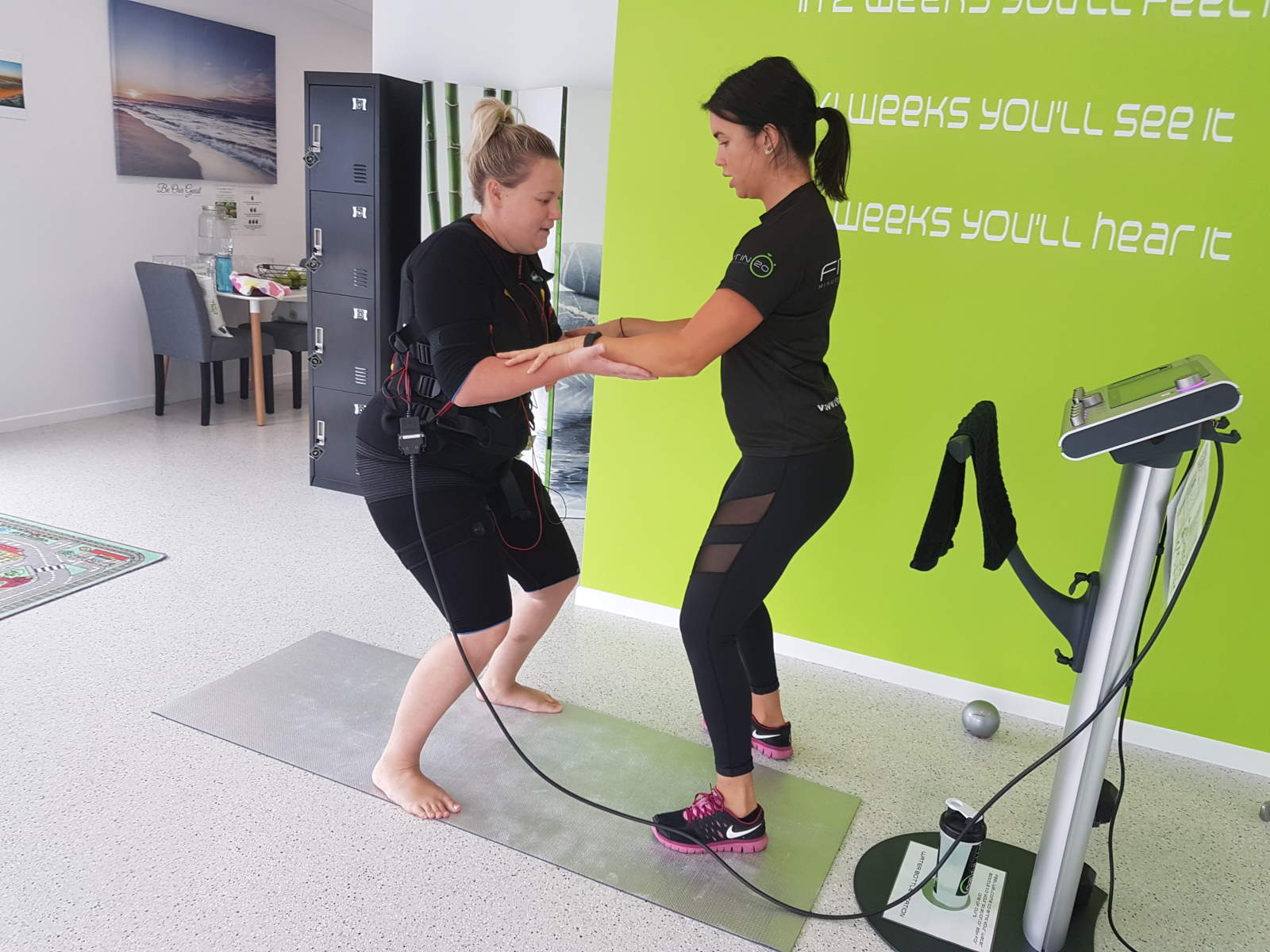Kathryn joined FITIN20 5 months ago – this is her EMS weight loss journey